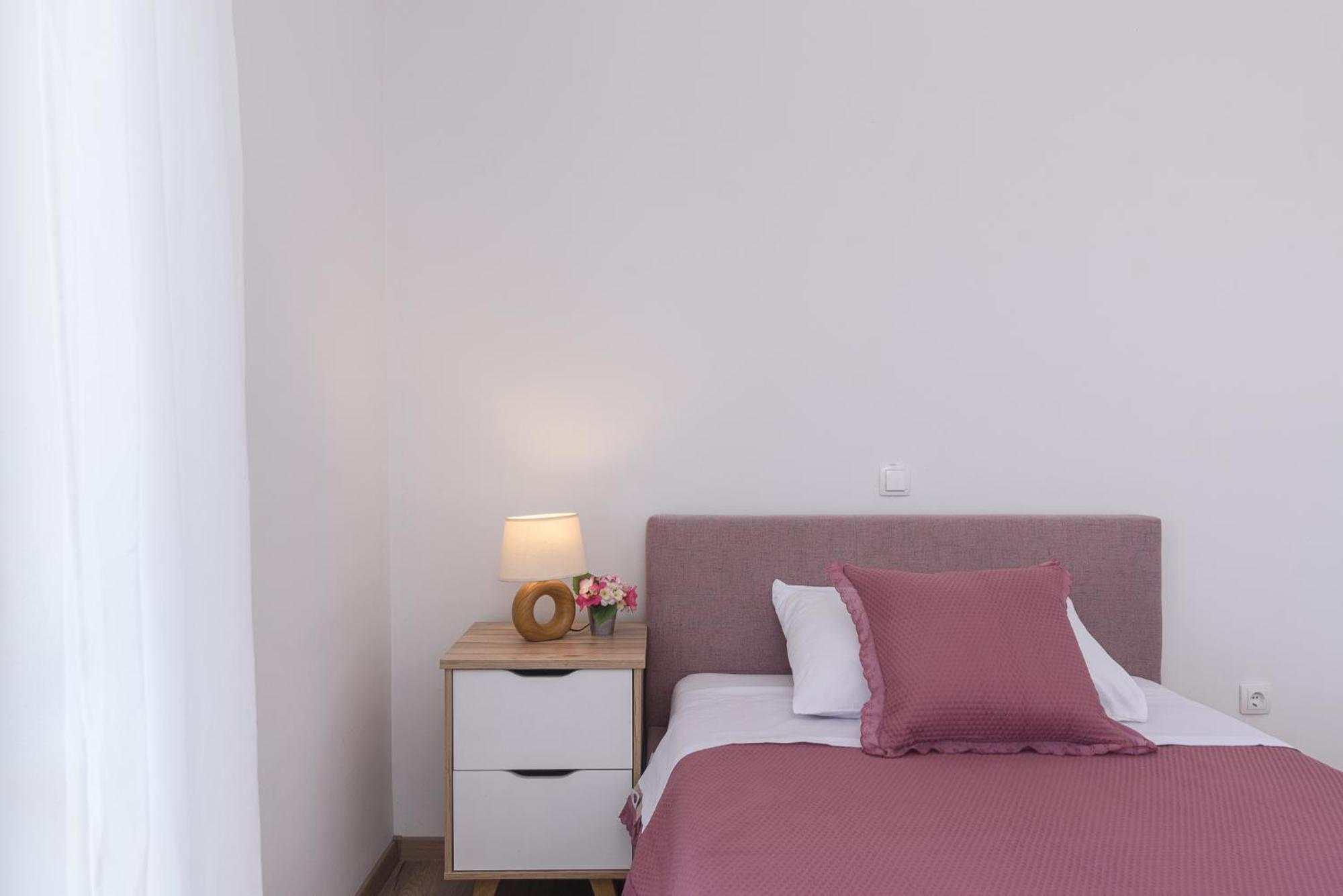 Apartments Eva Трогір Екстер'єр фото