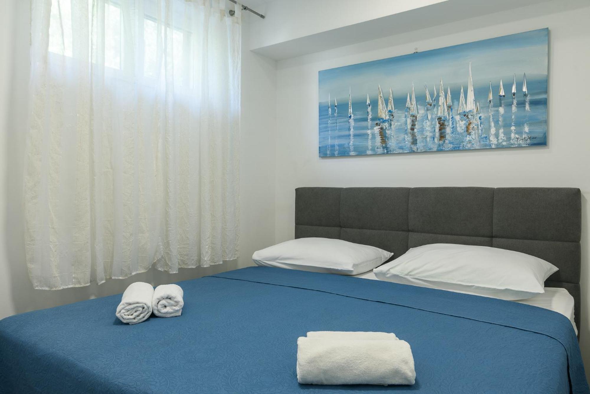 Apartments Eva Трогір Екстер'єр фото
