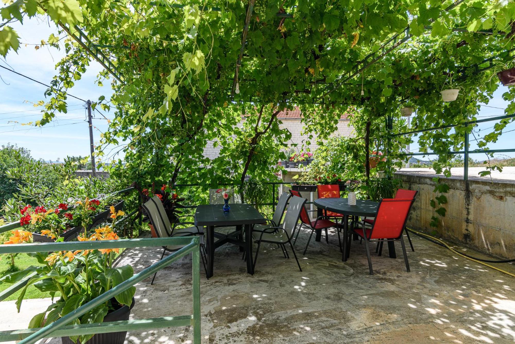 Apartments Eva Трогір Екстер'єр фото